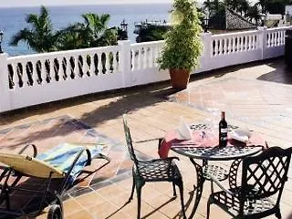 Casa Jardin Hotel Nerja 2*,